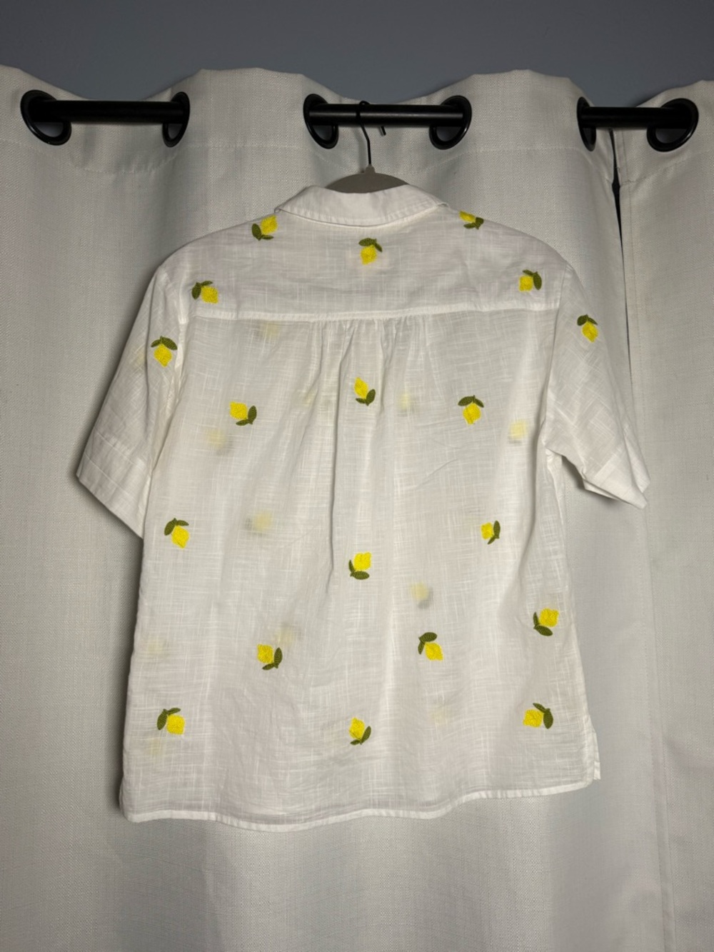 Anthropologie Maeve White Lemon Embroidered Short Sleeve Button Up Shirt Size M - Picture 7 of 9